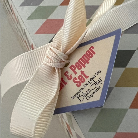 Salt Pepper Shakers Scottie Dog Figurines New - Picture 6 of 8